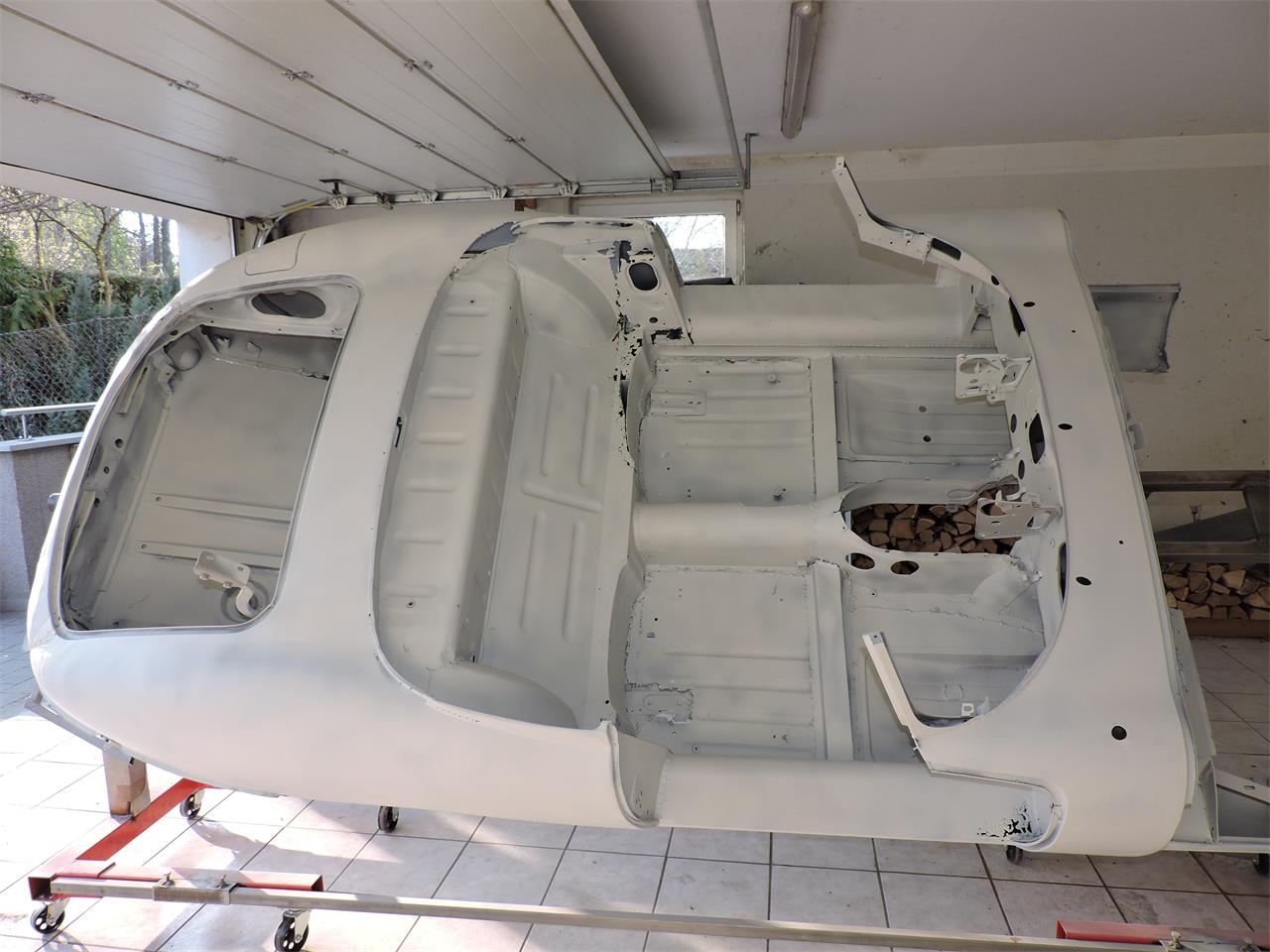 Jaguar-E-type-1969-Old-english-white-Tan-21