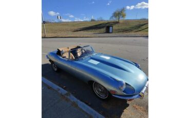 Jaguar-E-type-1969-Silver-Blue-Metallic-Tan-5