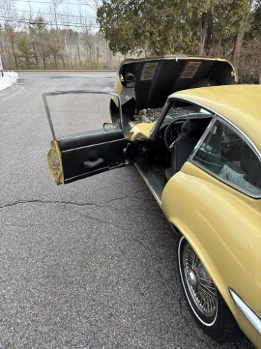 Jaguar-E-type-1973-13