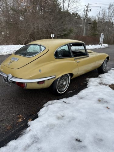 Jaguar-E-type-1973-17