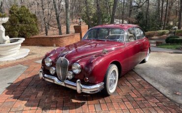 Jaguar-MARK-2-TOTALLY-REBUILT-NEW-ENGINE-INSIDE-1960-Sedan