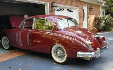 Jaguar-MARK-2-TOTALLY-REBUILT-NEW-ENGINE-INSIDE-1960-Sedan-6