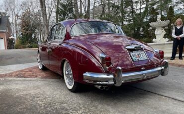 Jaguar-MARK-2-TOTALLY-REBUILT-NEW-ENGINE-INSIDE-1960-Sedan-8