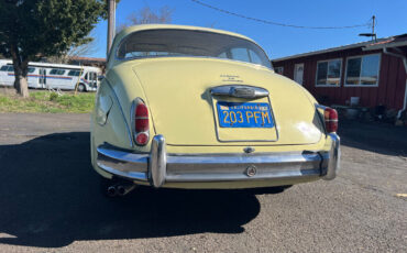 Jaguar-MK2-3.8-1959-Sedan-6