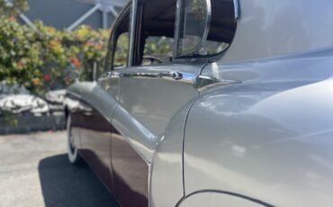 Jaguar-Mark-IX-1961-25