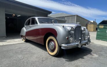 Jaguar-Mark-IX-1961-9