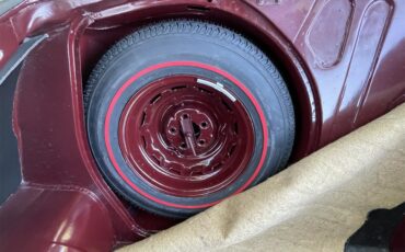Jaguar-Mark-i-1958-Imperial-Maroon-Tan-11