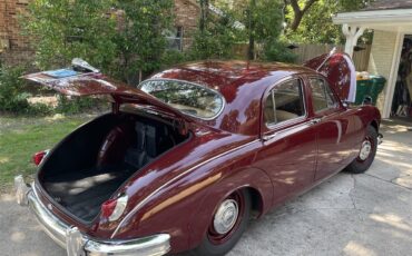 Jaguar-Mark-i-1958-Imperial-Maroon-Tan-16