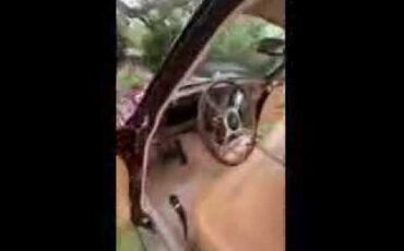 Jaguar-Mark-i-1958-Imperial-Maroon-Tan