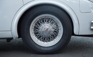 Jaguar-Mark-ii-1962-Pearl-Gray-Black-21