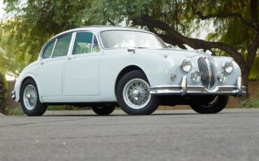 Jaguar-Mark-ii-1962-Pearl-Gray-Black-32