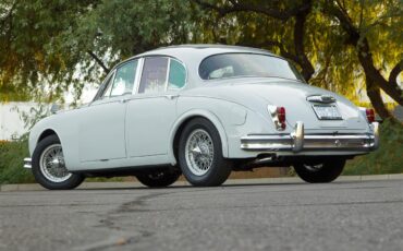 Jaguar-Mark-ii-1962-Pearl-Gray-Black-5
