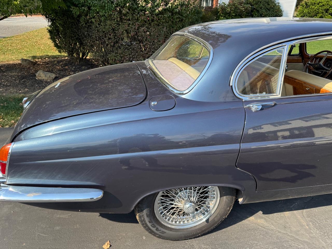 Jaguar-Mark-x-1963-Blue-Tan-16