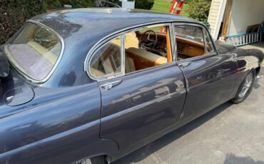 Jaguar-Mark-x-1963-Blue-Tan-28