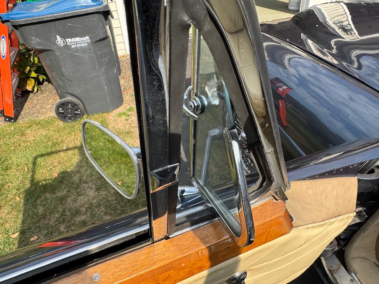 Jaguar-Mark-x-1963-Blue-Tan-63