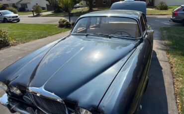 Jaguar-Mark-x-1963-Blue-Tan-7