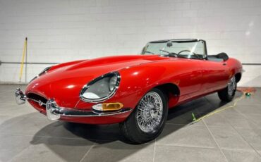 Jaguar-Other-1963-Red-Black-3