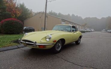 Jaguar-Other-1969-Yellow-21