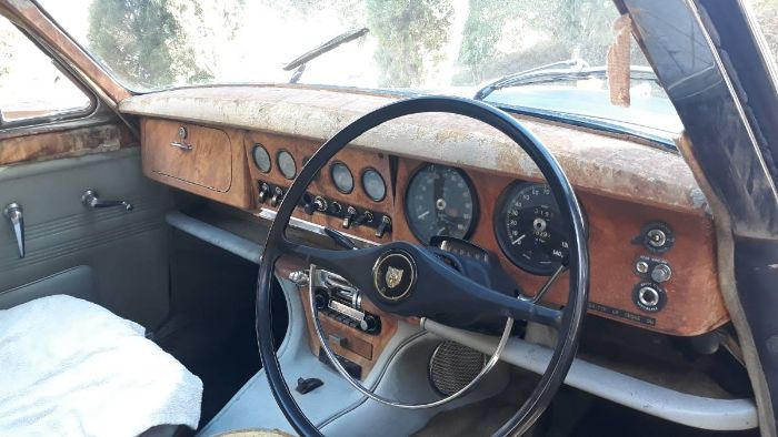 Jaguar-S-type-1966-Blue-11