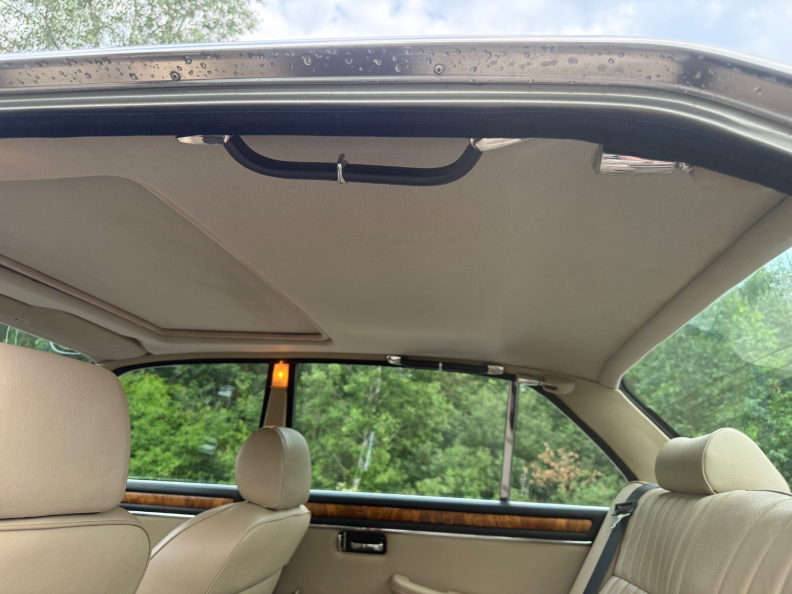 Jaguar-XJ-1987-Sedan-12