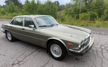 Jaguar-XJ-1987-Sedan-2
