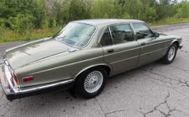 Jaguar-XJ-1987-Sedan-3