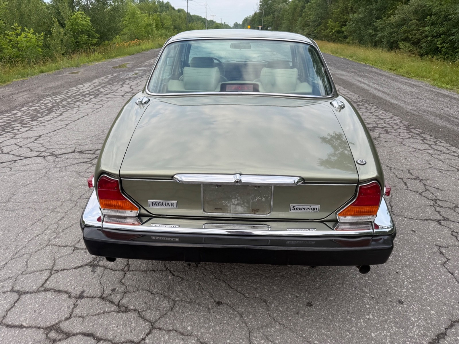 Jaguar-XJ-1987-Sedan-4