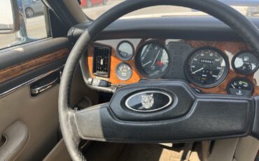 Jaguar-XJ-1987-Sedan-5