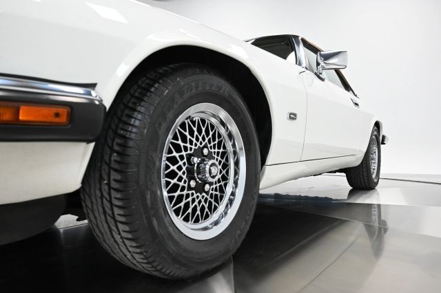 Jaguar-XJ-S-1993-Convertible-13