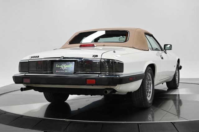 Jaguar-XJ-S-1993-Convertible-7