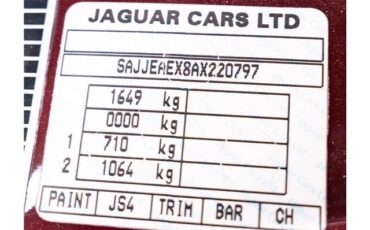 Jaguar-XJ220-1993-Coupe-16