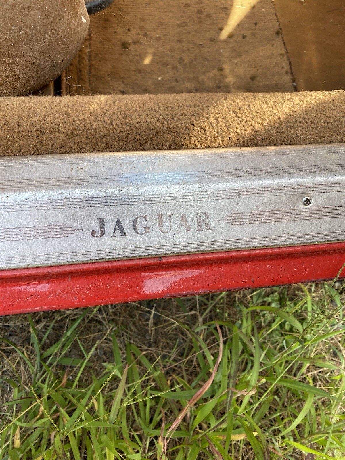 Jaguar-XJ6-1981-Sedan-16