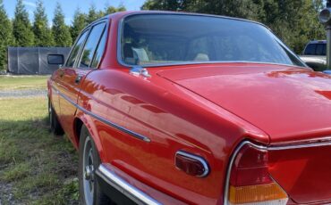 Jaguar-XJ6-1981-Sedan-7