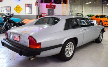 Jaguar-XJS-1978-Coupe-10