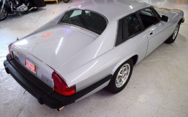 Jaguar-XJS-1978-Coupe-11