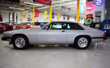 Jaguar-XJS-1978-Coupe-19