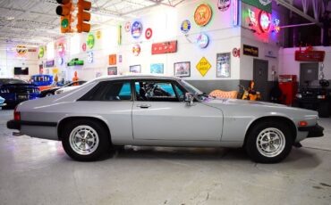 Jaguar-XJS-1978-Coupe-3