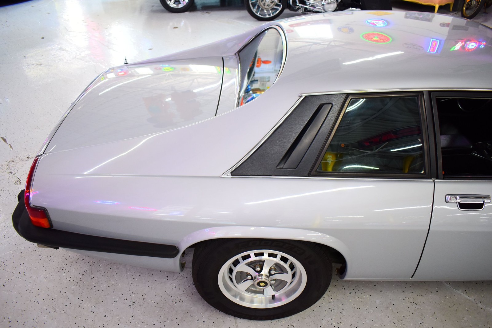 Jaguar-XJS-1978-Coupe-6
