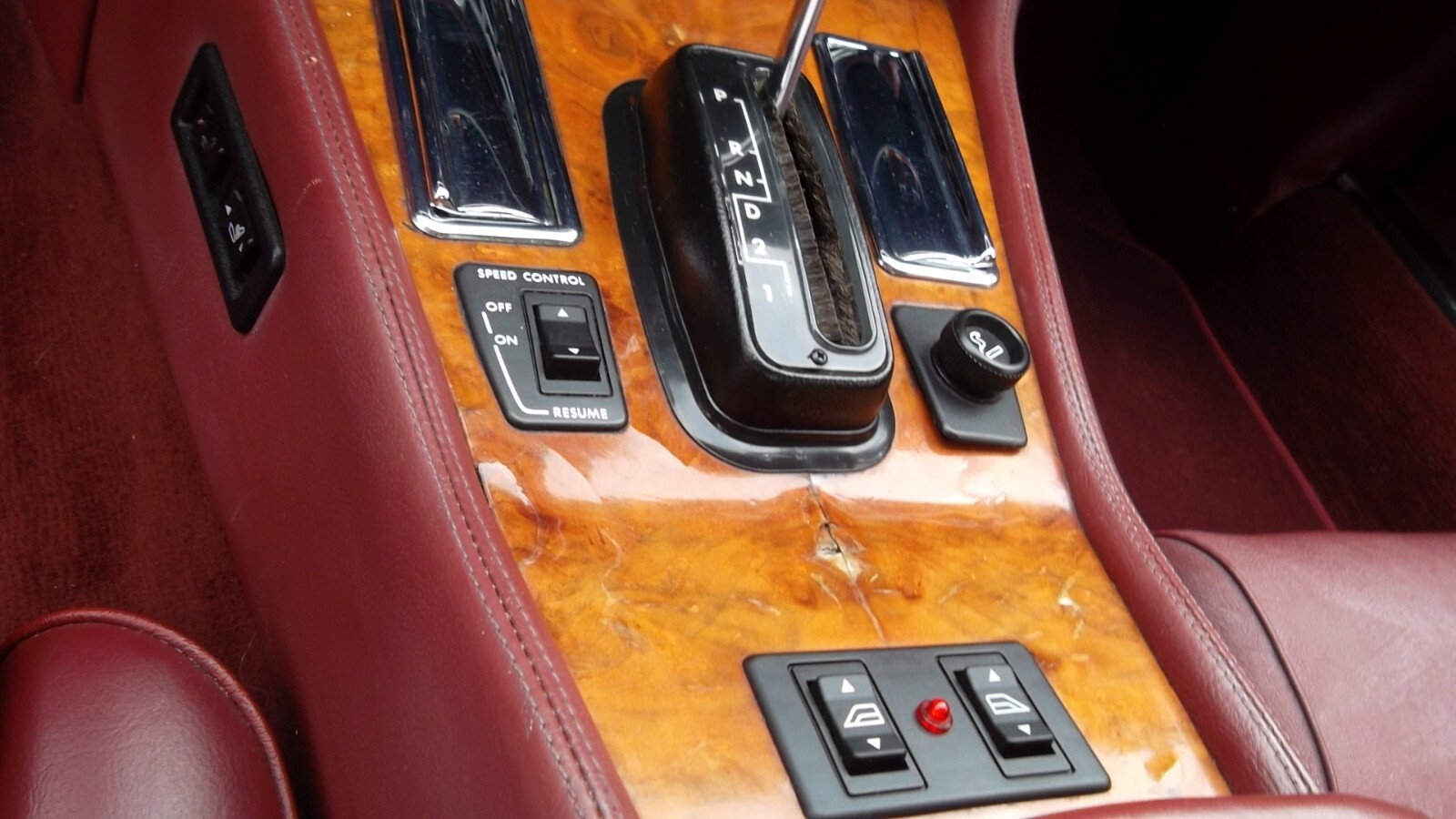 Jaguar-XJS-1989-10