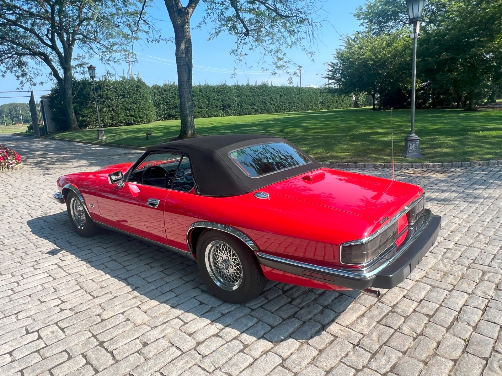 Jaguar-XJS-1993-Convertible-14