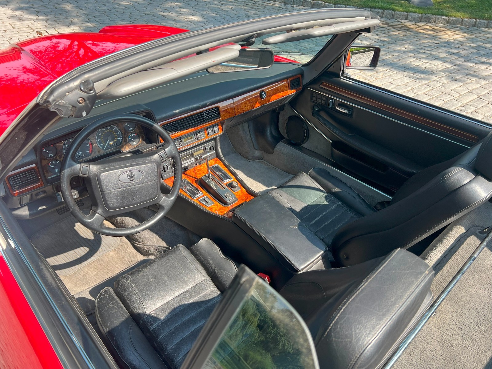 Jaguar-XJS-1993-Convertible-34