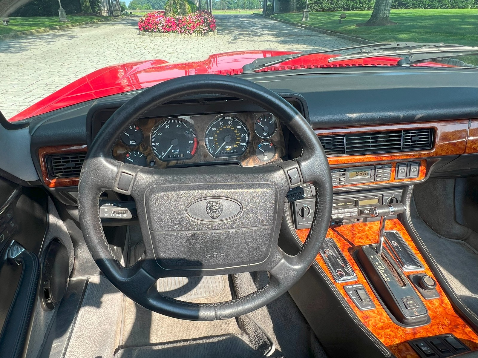 Jaguar-XJS-1993-Convertible-37