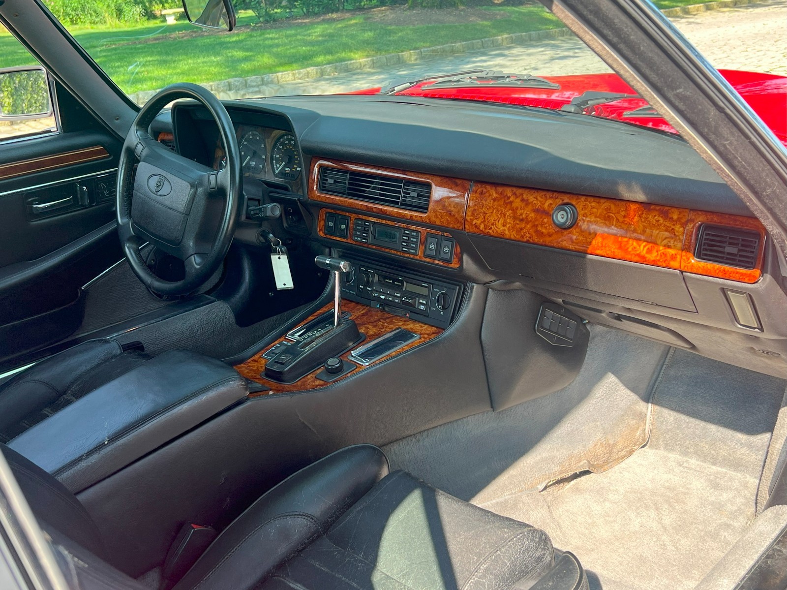 Jaguar-XJS-1993-Convertible-38