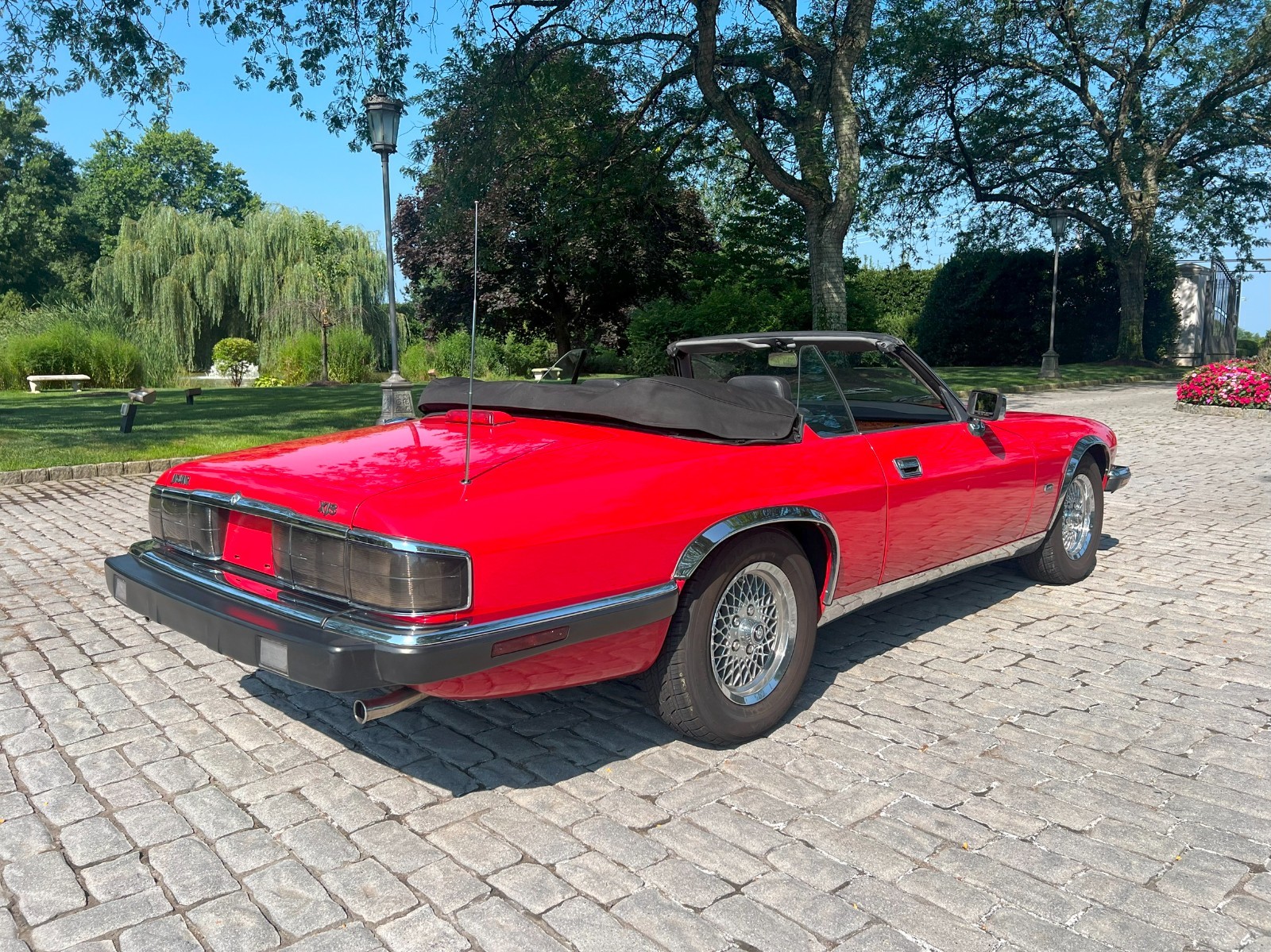 Jaguar-XJS-1993-Convertible-8