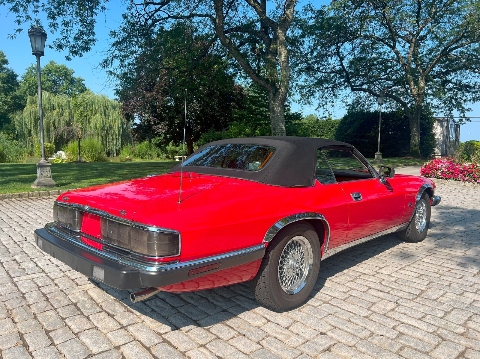 Jaguar-XJS-1993-Convertible-9