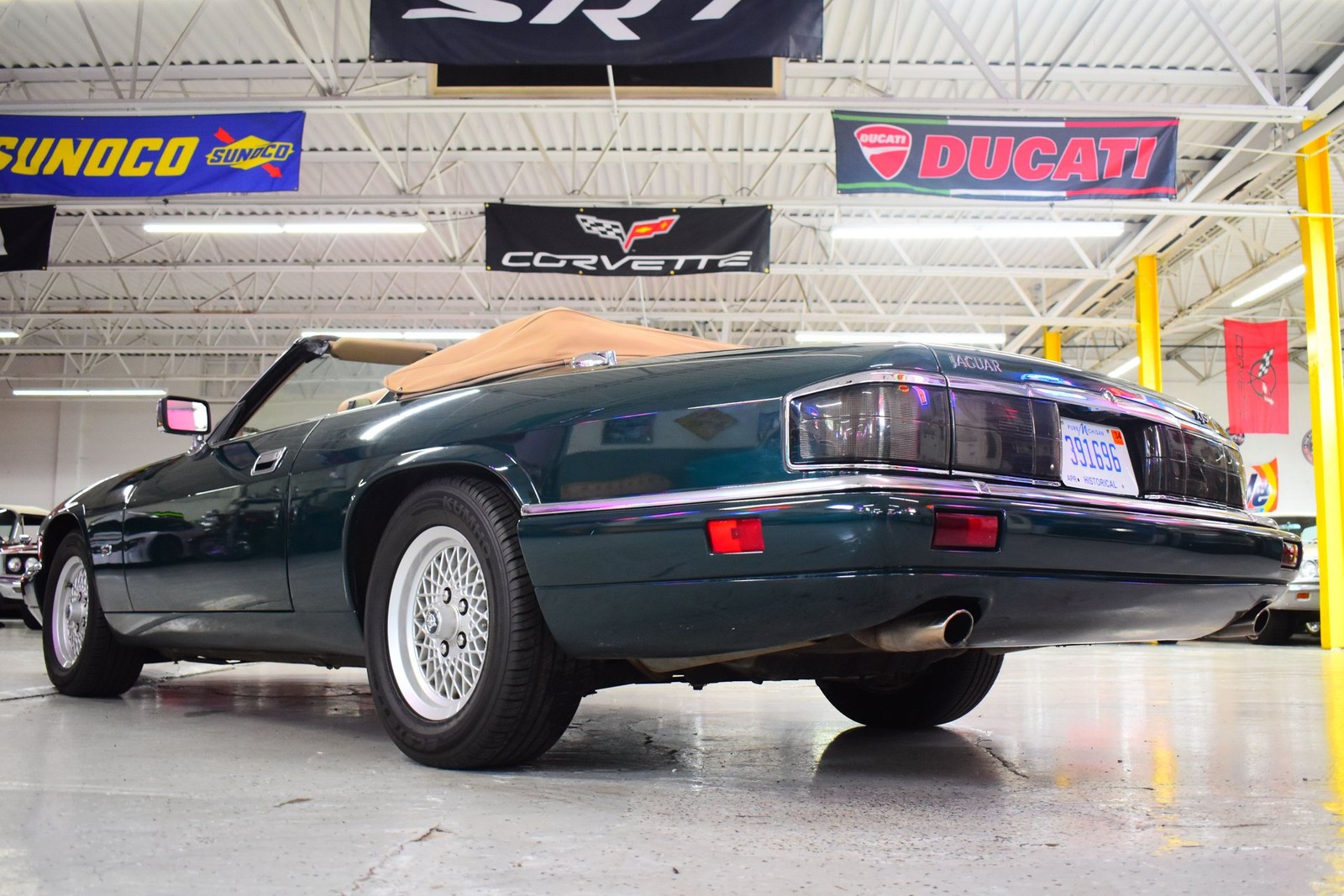 Jaguar-XJS-1994-Convertible-18