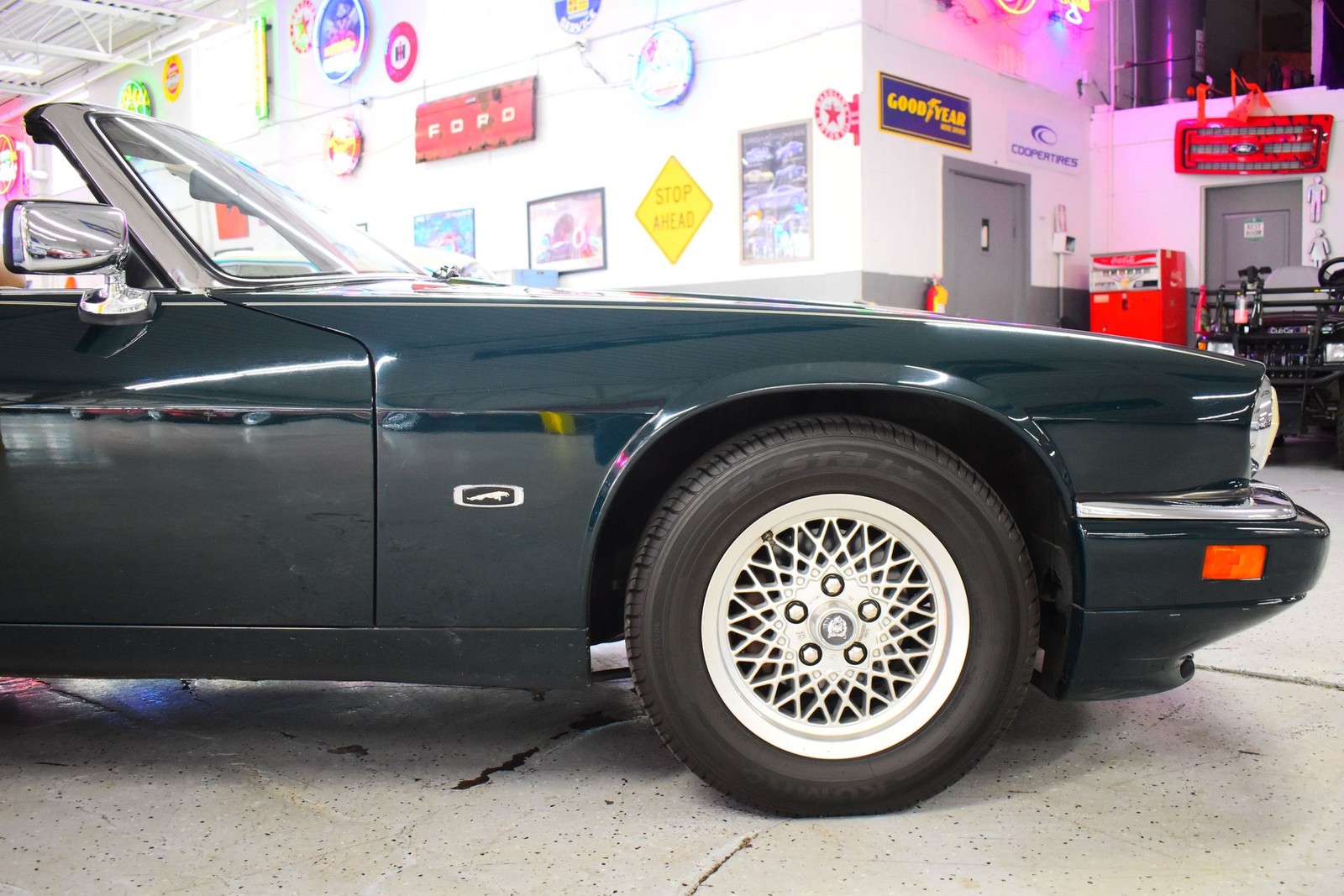 Jaguar-XJS-1994-Convertible-9