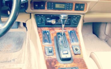 Jaguar-XJS-1994-Coupe-5