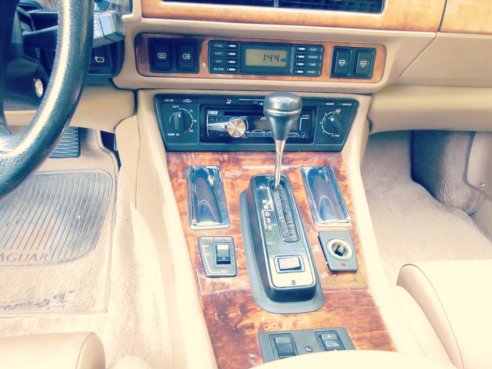 Jaguar-XJS-1994-Coupe-5