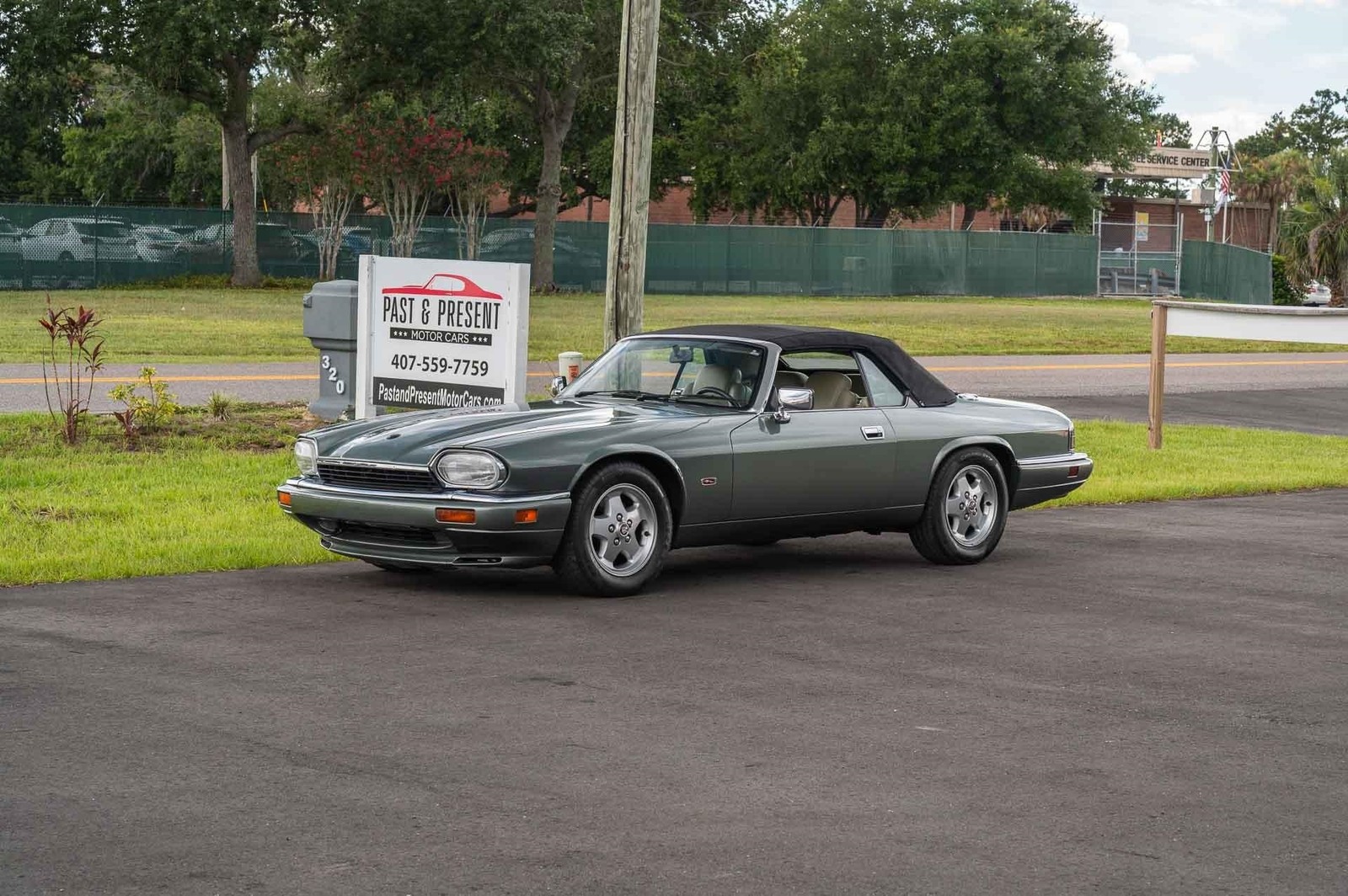 Jaguar-XJS-1995-2-Door-1